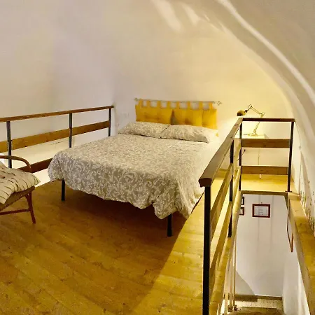 Elena 39 Bed & Breakfast