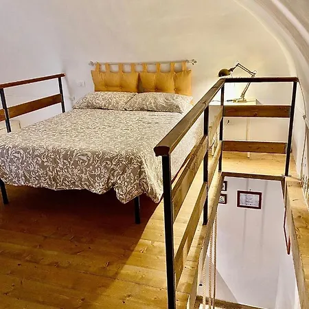 Elena 39 Bed & Breakfast Trani