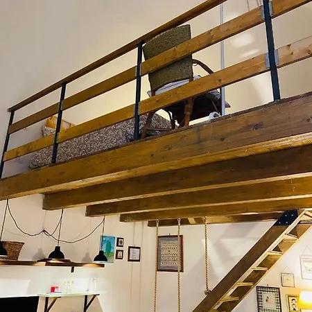 Elena 39 Bed & Breakfast
