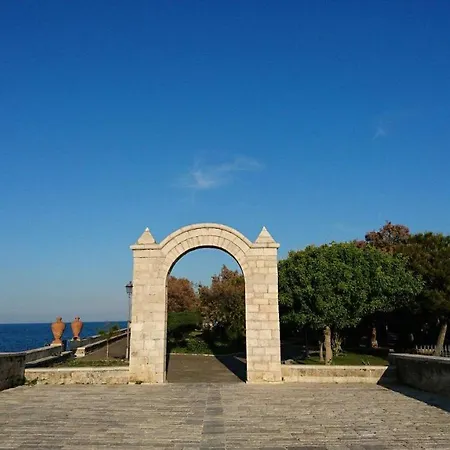 Bed & Breakfast Elena 39