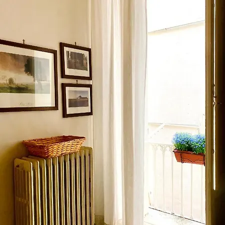 Elena 39 Bed & Breakfast *