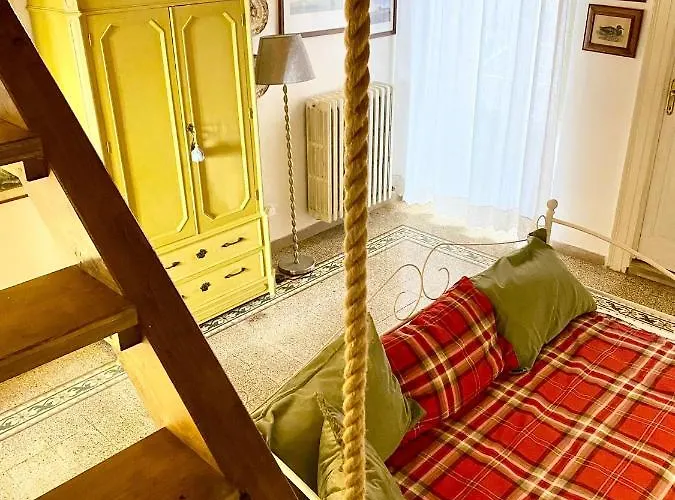 Elena 39 לינה וארוחת בוקר 3*