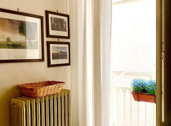 Elena 39 לינה וארוחת בוקר 3*